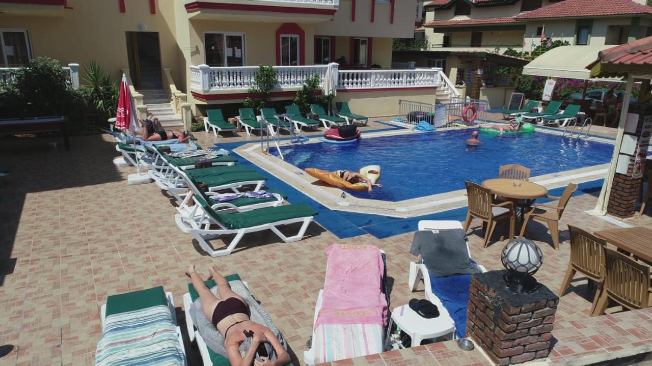 Sun Apart Hotel İçmeler Luaran gambar